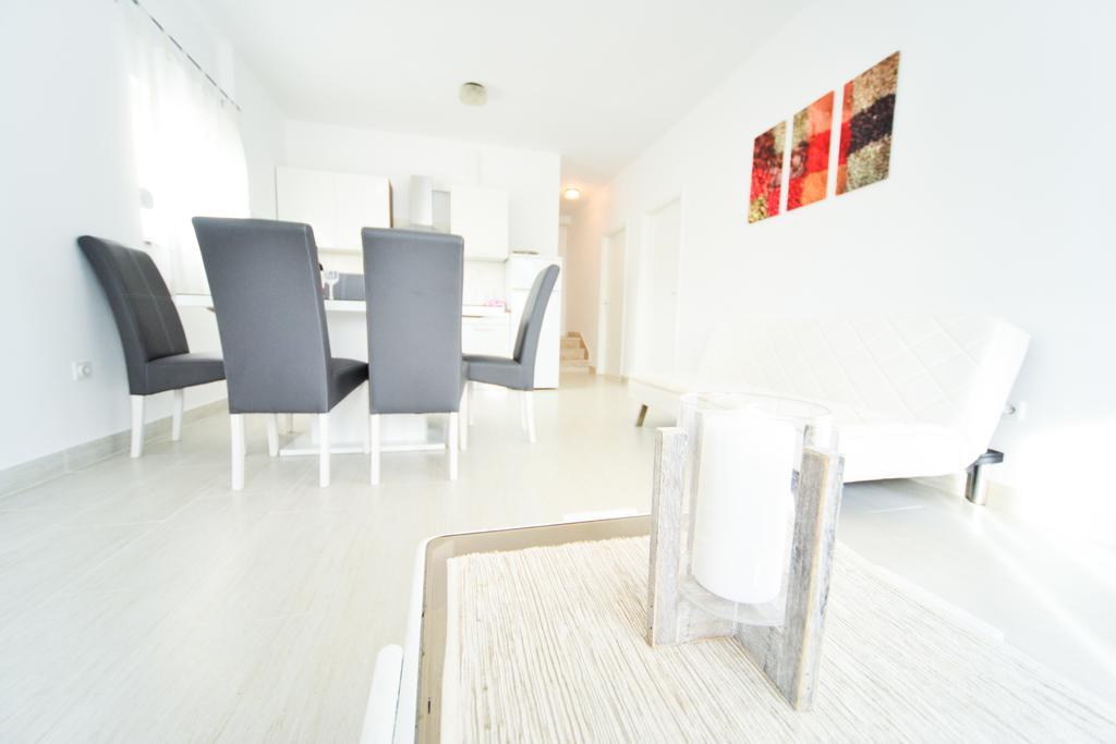 Apartments Valentina Petrcane Luaran gambar